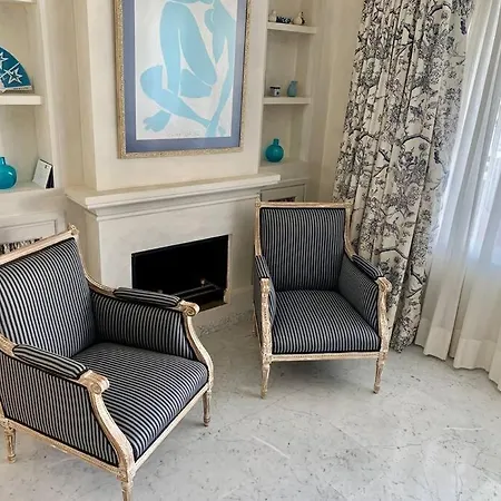 Puente Luxury Penthouse, Beachside & Sea Views * Marbella