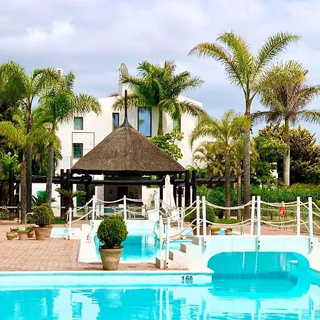 Lejlighed Puente Luxury Penthouse, Beachside & Sea Views *