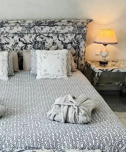 Puente Luxury Penthouse, Beachside & Sea Views *
