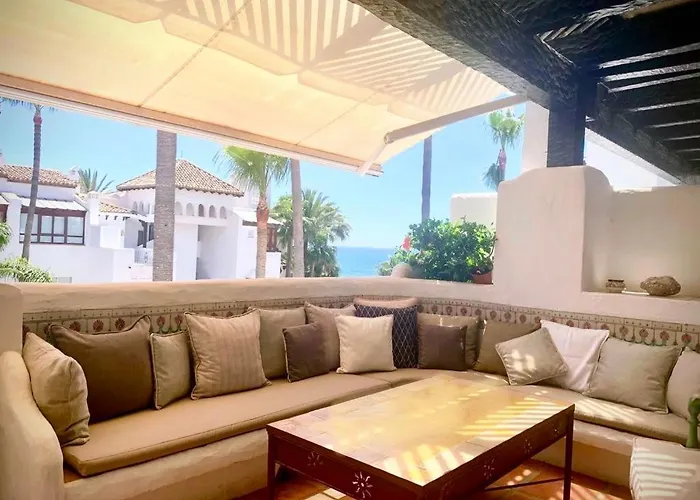 아파트 Puente Luxury Penthouse, Beachside & Sea Views *
