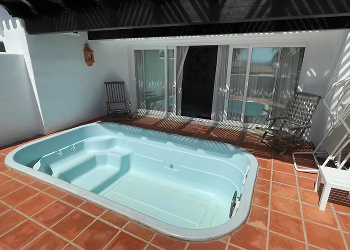 Puente Luxury Penthouse, Beachside & Sea Views * 마르베야