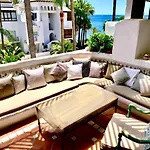 Puente Luxury Penthouse, Beachside & Sea Views Apartman