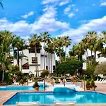 Puente Luxury Penthouse, Beachside & Sea Views Marbella