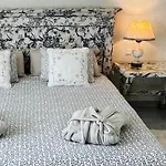 Puente Luxury Penthouse, Beachside & Sea Views *