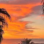 Puente Luxury Penthouse, Beachside & Sea Views Apartment *