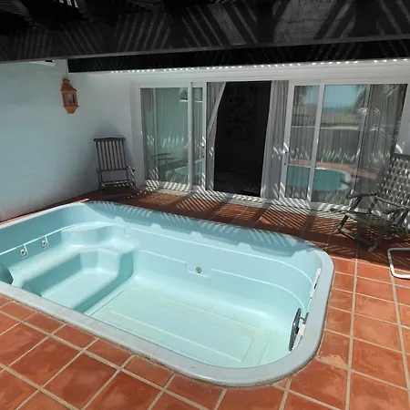 Puente Luxury Penthouse, Beachside & Sea Views * 마르베야